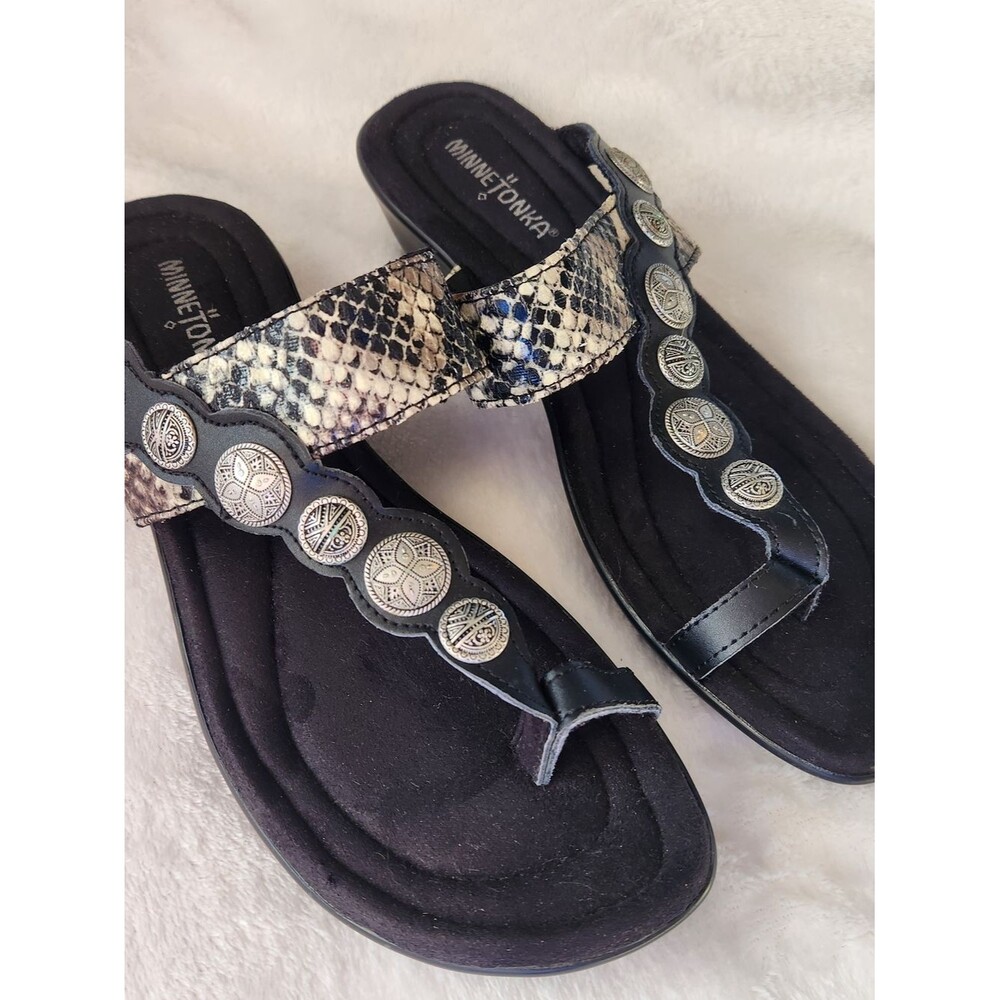 Minnetonka Sasha Sandals With Black Snake-Print Size 10